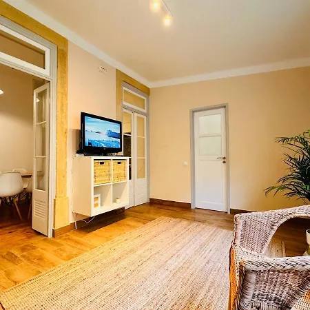 Historic Apart Lisbon Апартаменты Лиссабон